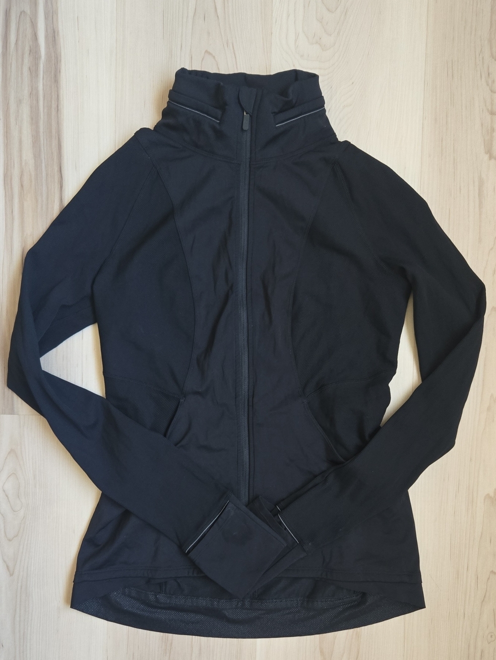 Lululemon Far And Free Jacket, Black, Size 6